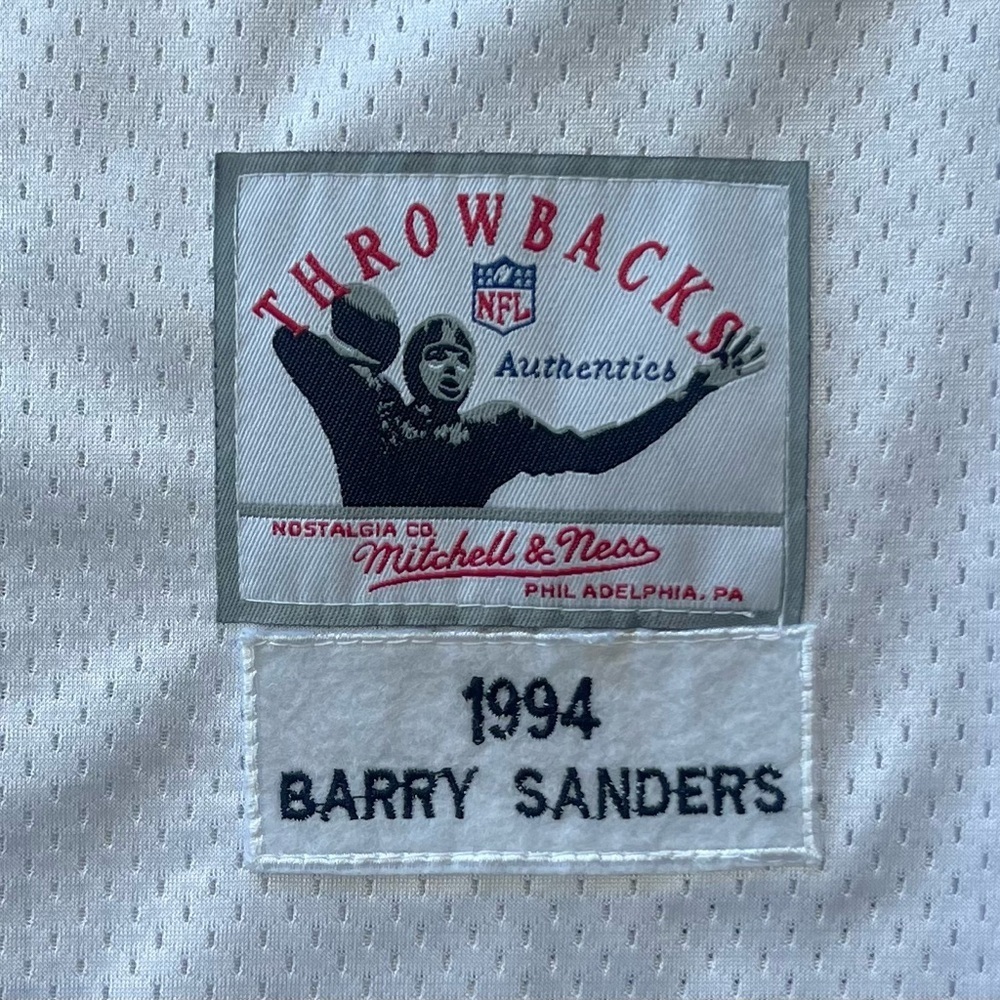 Berry Sanders Detroit Lions Vintage 1994 Mitchell & Ness Football Jersey - Picture 9 of 12